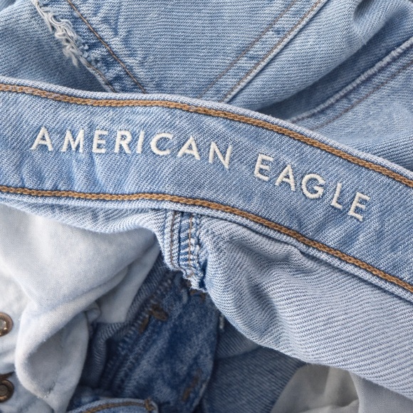 American Eagle Outfitters 90’s Straight Leg Ripped Jeans - Picture 4 of 5